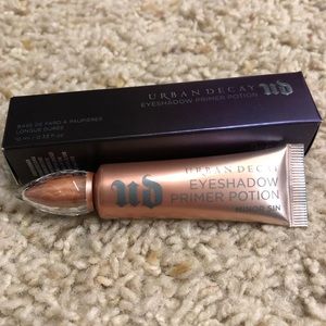 Urban Decay Eyeshadow Primer